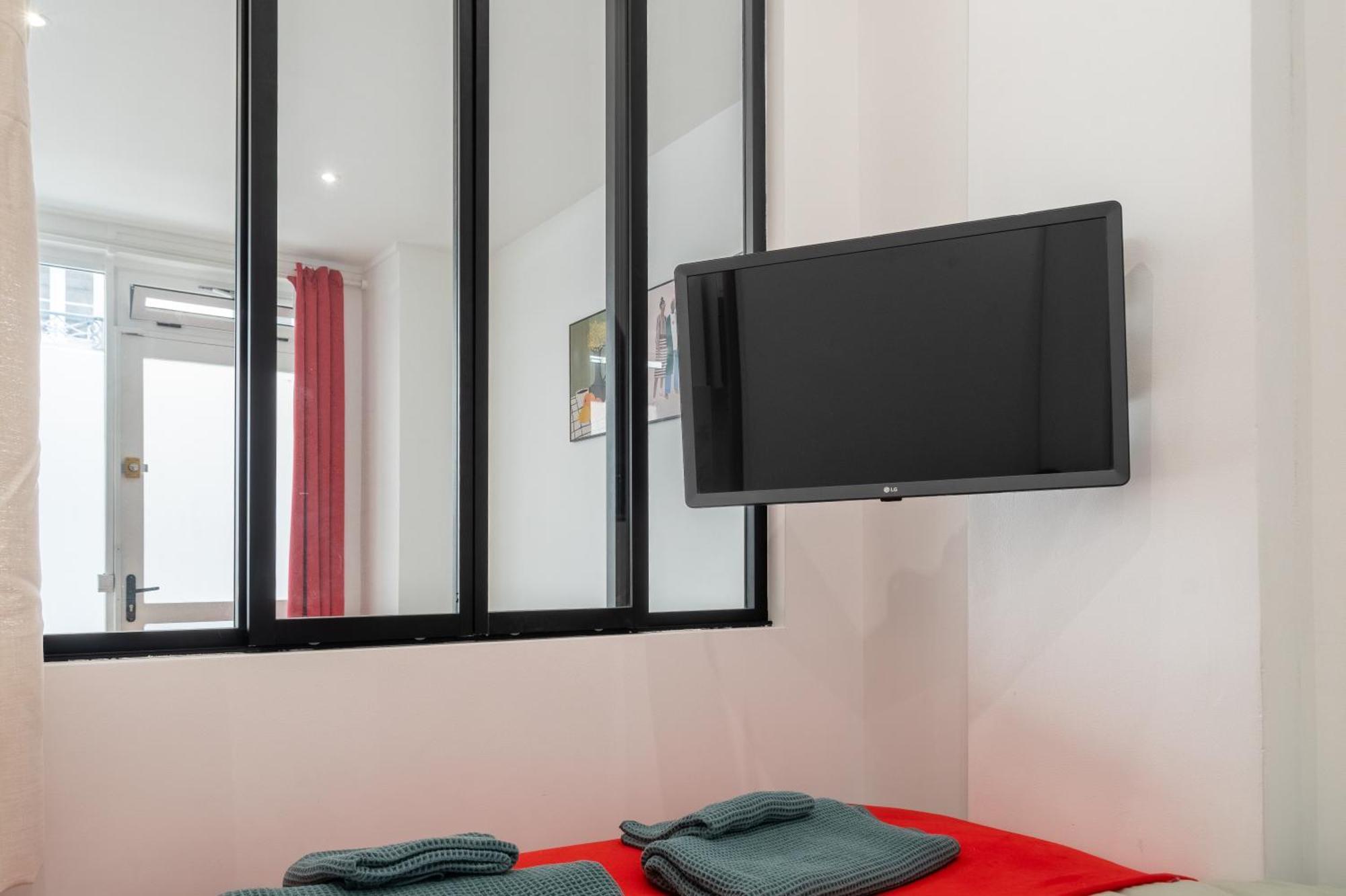 Lavie Maison Eiffel Ac Hot Tub Paris Exterior foto